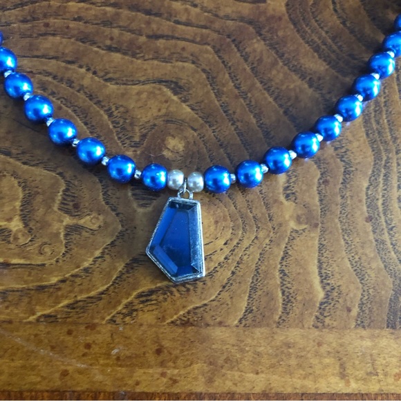 Handcrafted repurpose blue geometric glass pendant Czech glass Pearl necklace - Picture 9 of 9
